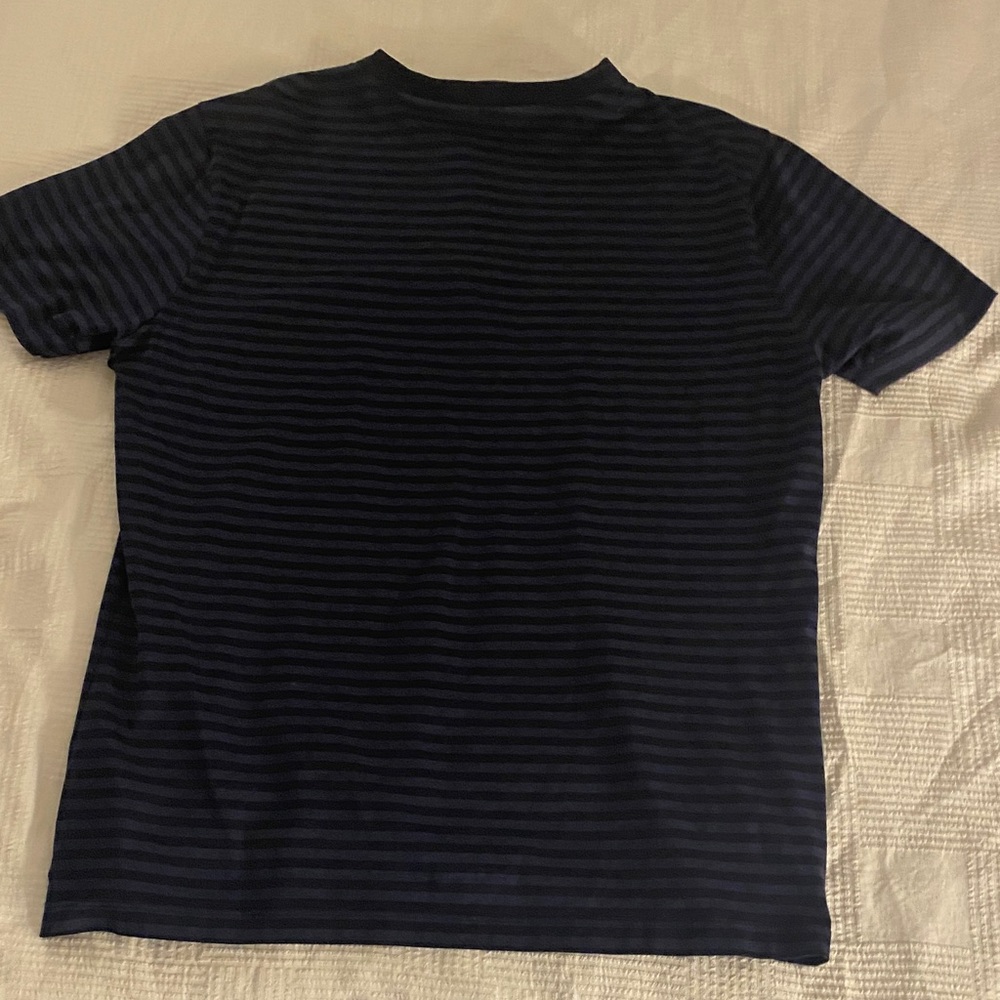 Robert Barakett Men's Navy and Black Striped Shirt - Picture 5 of 5
